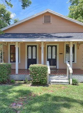 sanchez-house-airbnb-ocala-pet-friendly-guest-cottage-vrbo.jpg