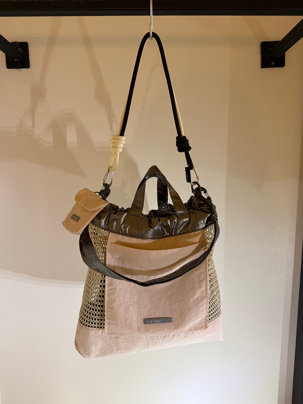 Thumbnail: L The Voyage Bag Set | Metallic Dark Khaki / Pink Beige/ Cream Beige Mes