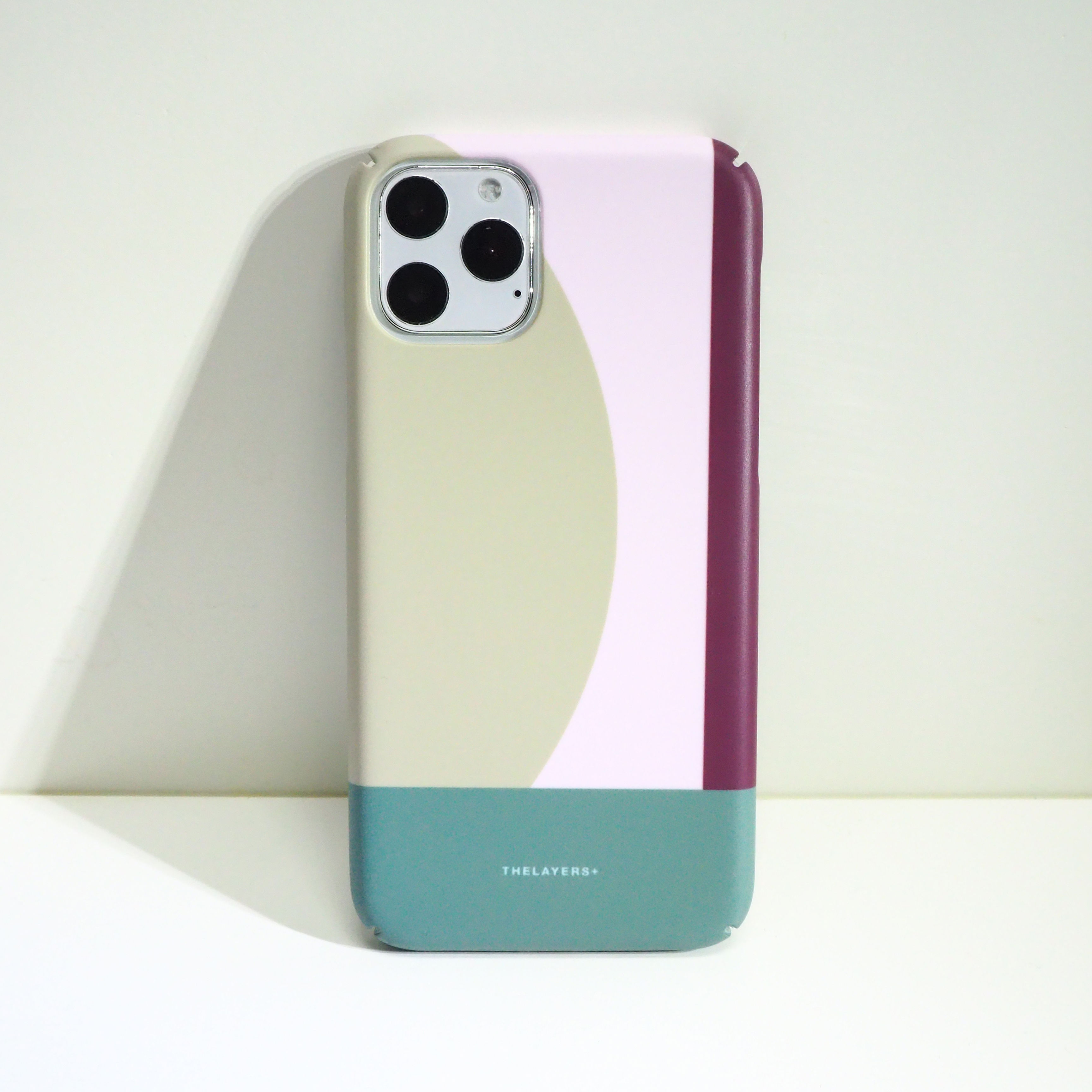 GRAPHIC PRINT - FEMME THISTLE Phone Case