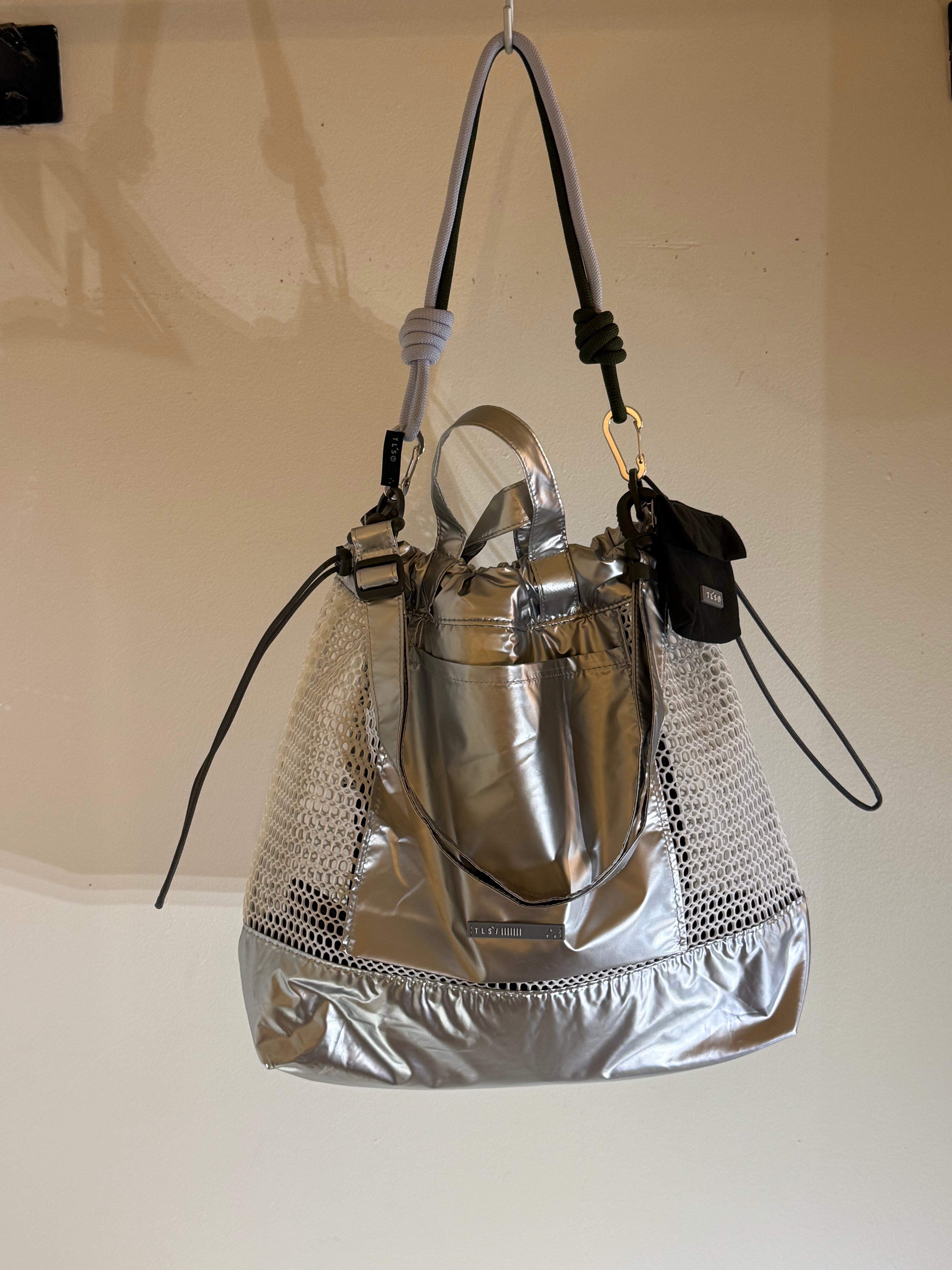 L The Voyage Bag Set | Metallic Sliver / Dark Green/ White Mesh Series