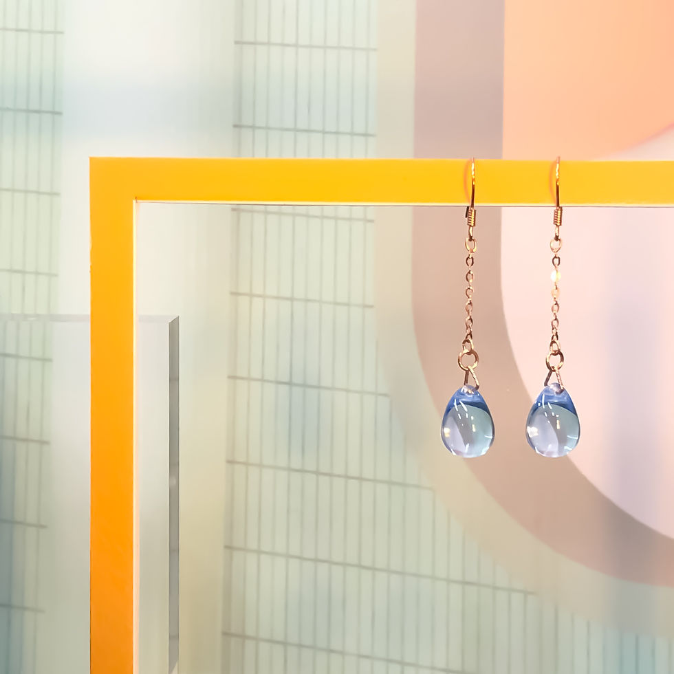 サムネイル： 18K Rose Gold Pastel Blue Glazed Dropped Earrings