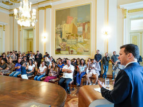 Prefeito sanciona lei que desburocratiza podas de árvores