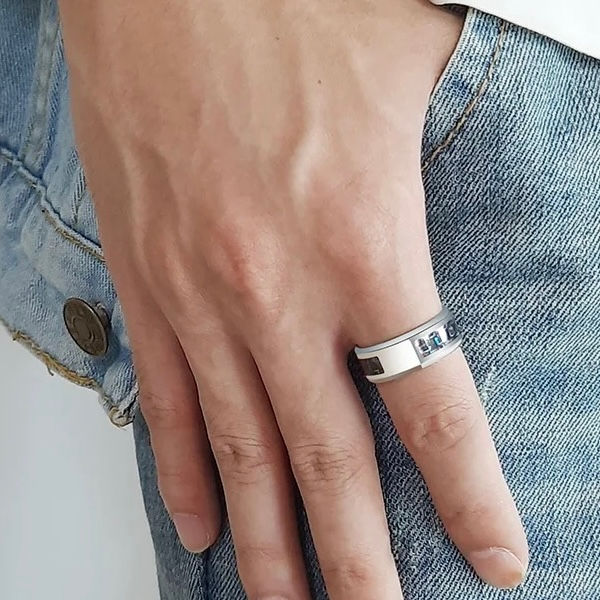 Miniature : Bague homme personnalisée fibre carbone écriture