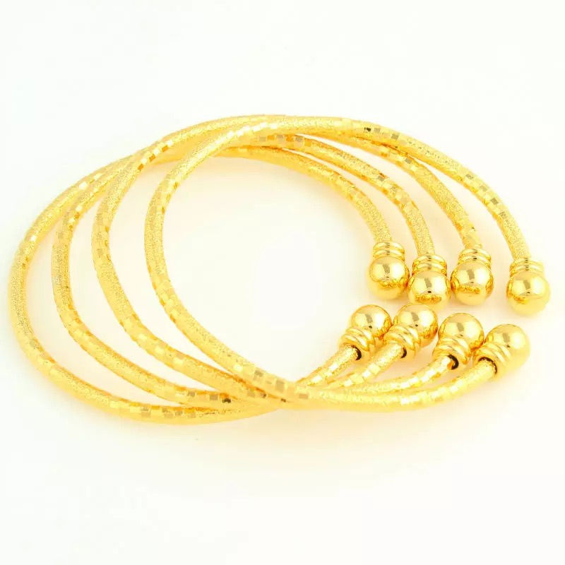 Miniature : Bracelet bangle femme simple mariage fête manzaraka mayotte