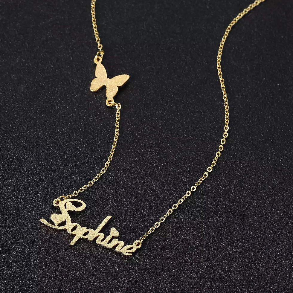 Miniature : Collier prénom avec papillon effet brillant nom