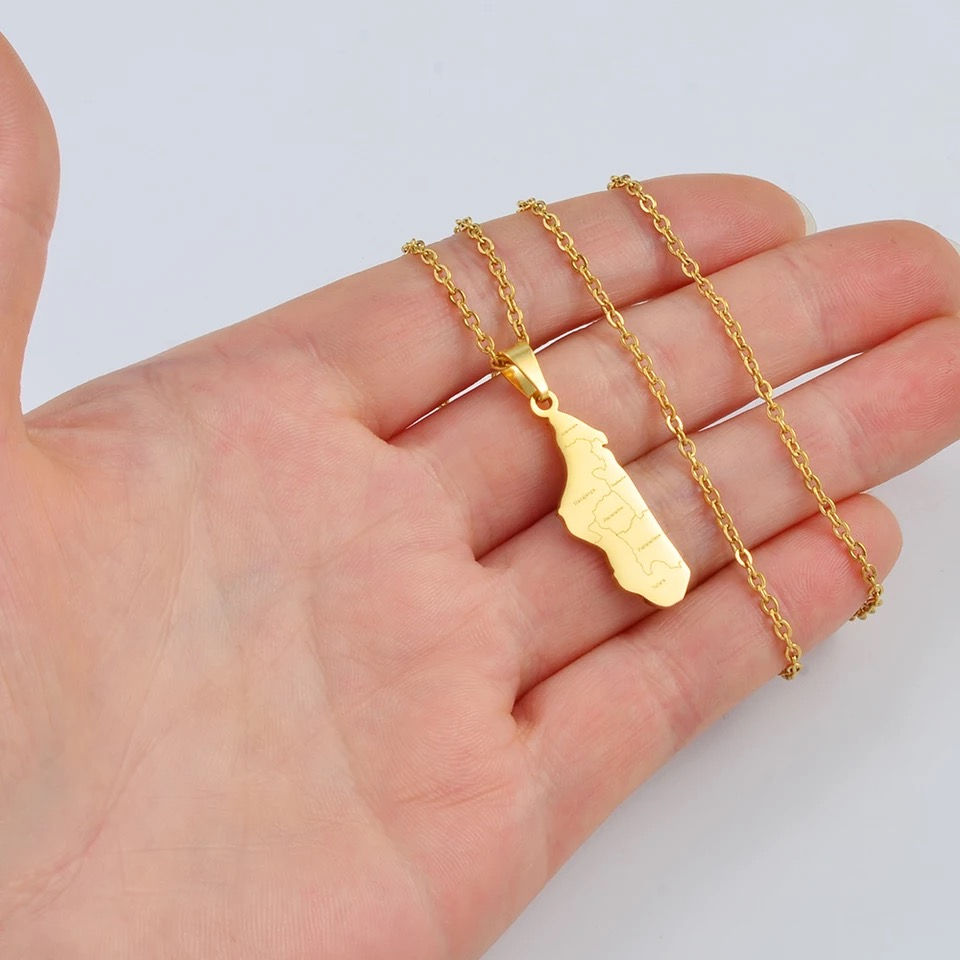 Miniature : Collier avec pendentif carte madagascar
