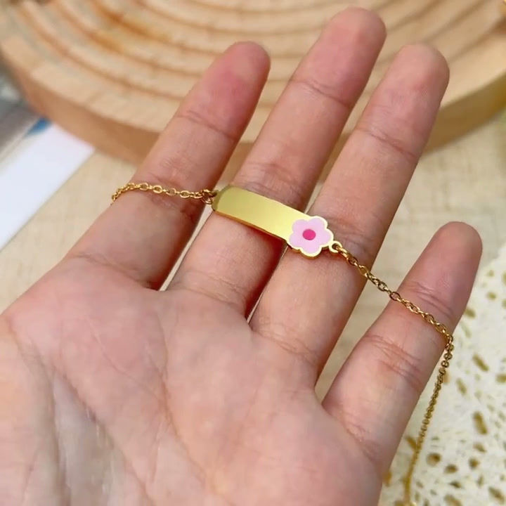 Miniature : Collier enfant fille personnalisé fleur rose – Prénom à graver