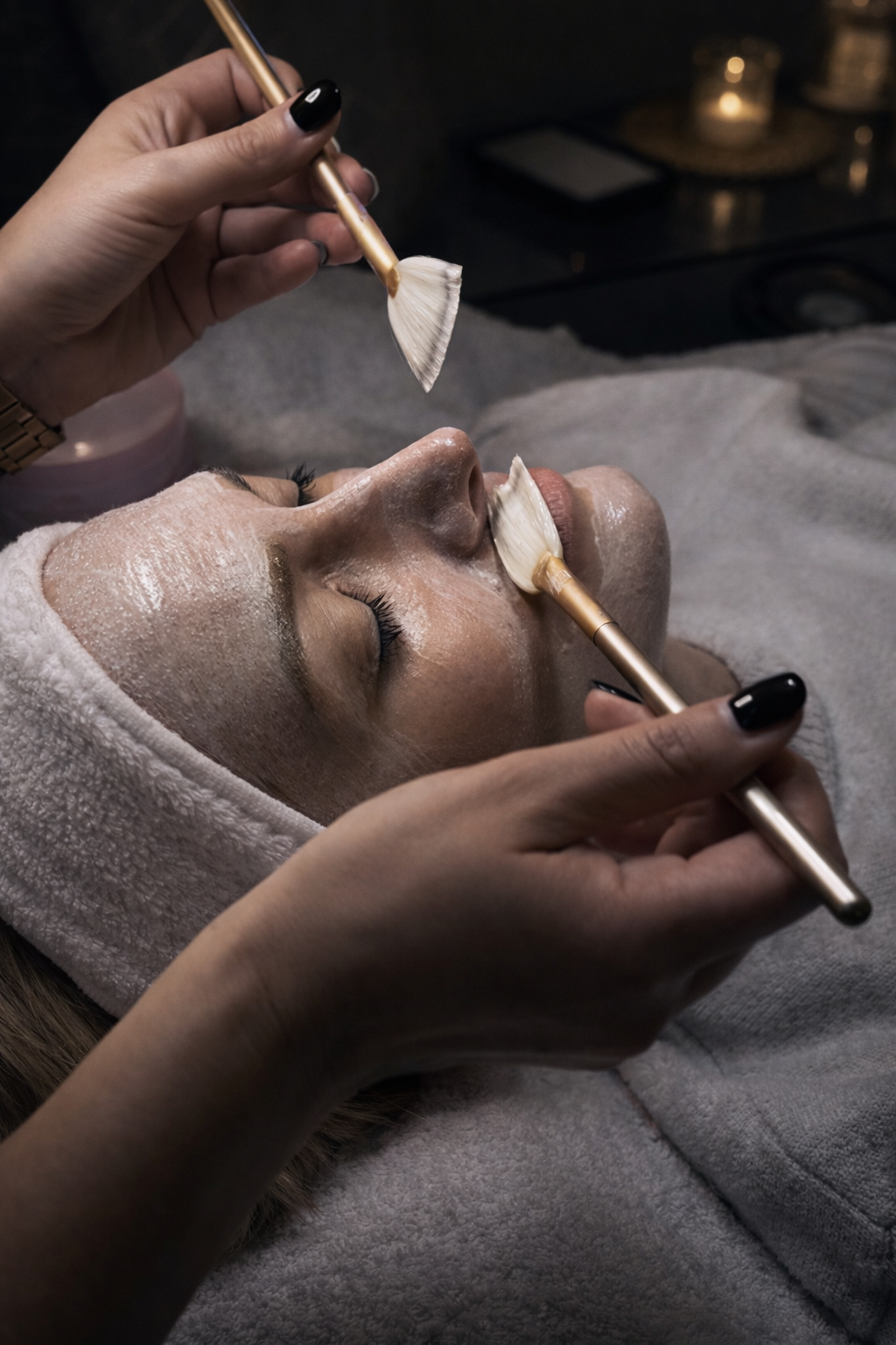 Consultation facial using Korean skincare for skin maintenance