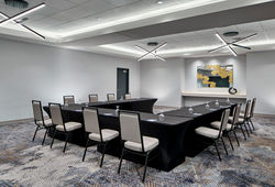 TOLDE_MeetingUShape5