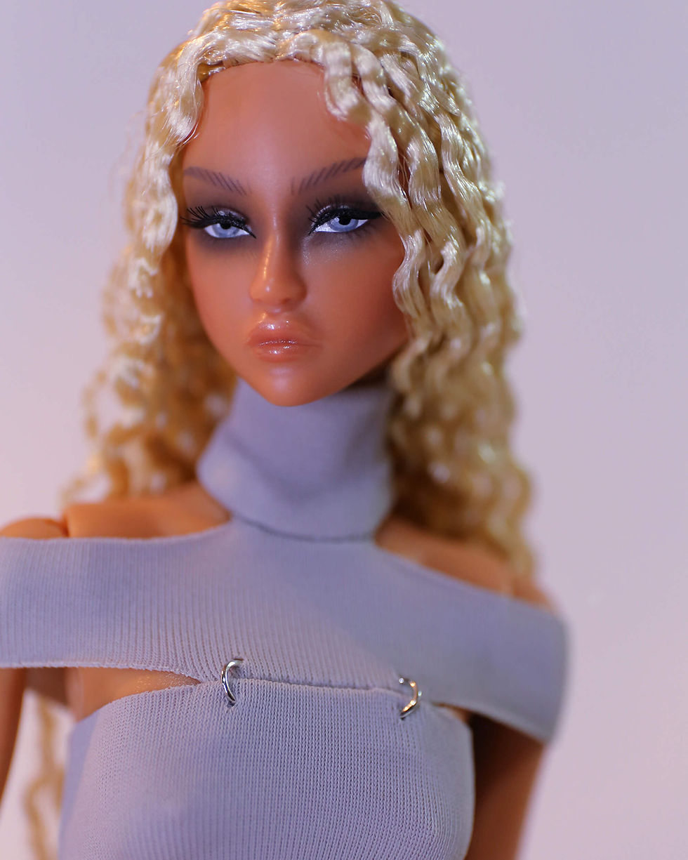Thumbnail: SS25-03 Catwalk Meika