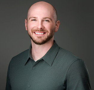 TravisKnudsen_03432_StudioSura.jpg