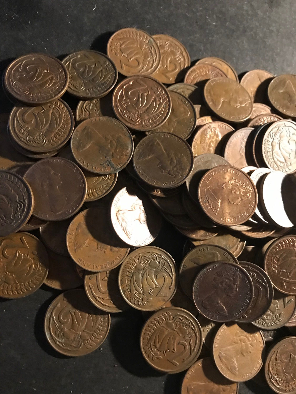 1967-1987 New Zealand 2 cents. Circulated coins to Bold Uncirculated.