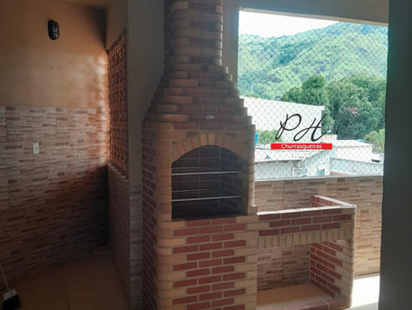 Churrasqueira com bancada