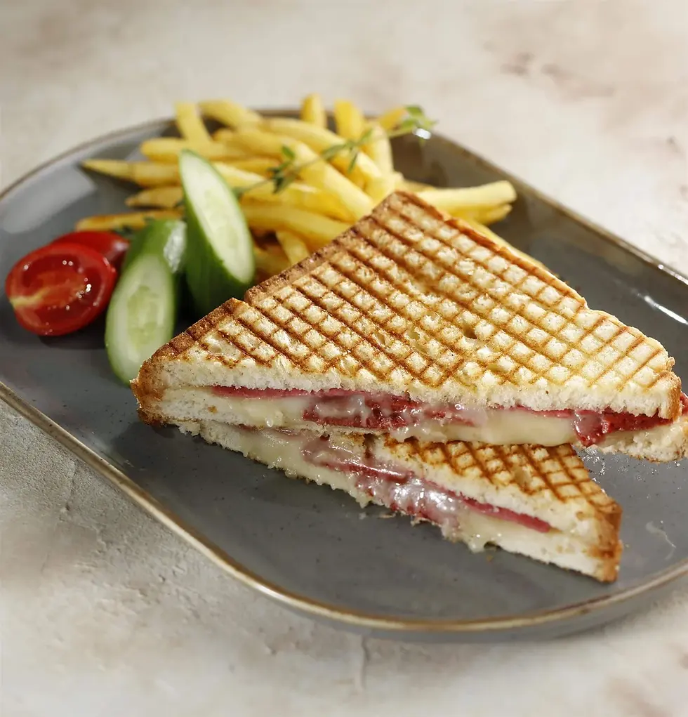 karisik-tost-e192.jpg.webp
