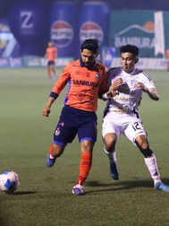 SE CAE EN EL CLÁSICO