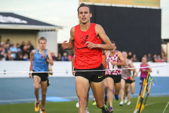 Olympian Ryan Gregson wins Burnie mile in style