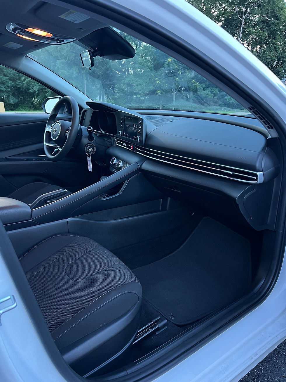 Thumbnail: 2023 Hyundai Elantra ● 31,000 miles