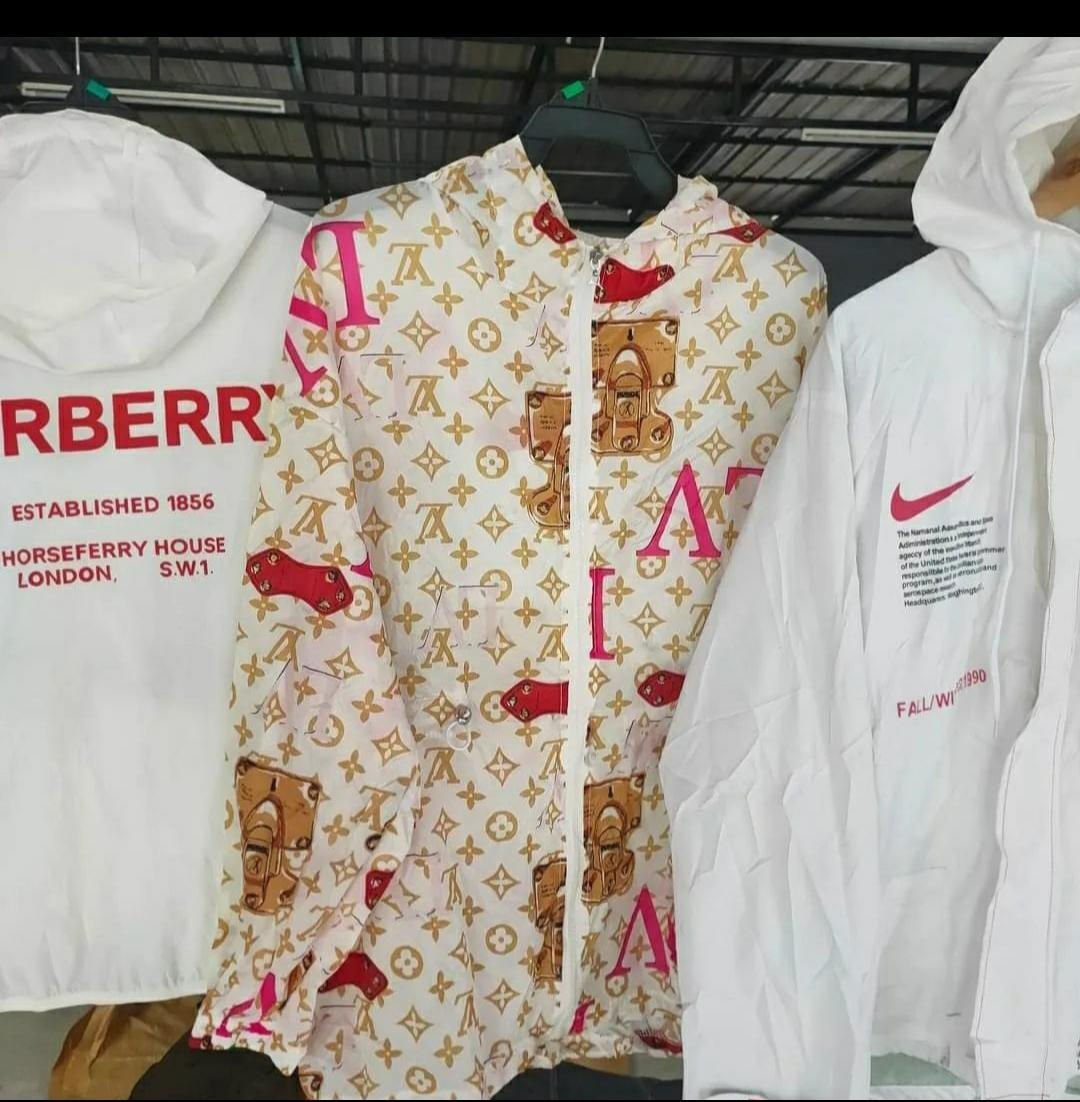 50kg track suit top Approx. 270 pieces
