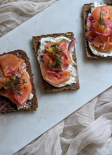 Smoked salmon sandwiches