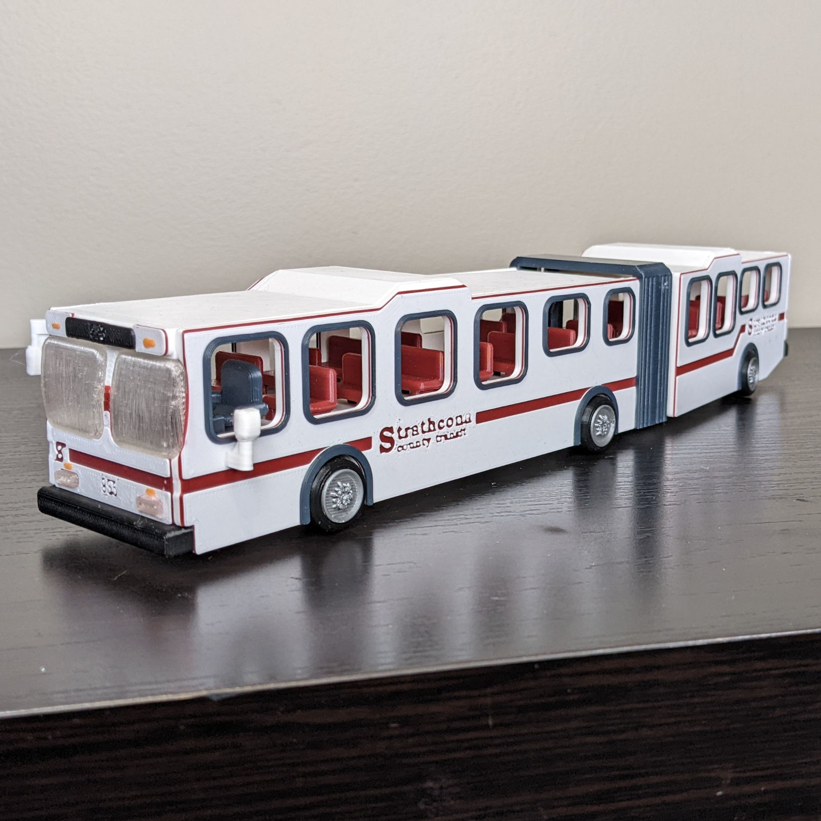 Articulating Model Bus