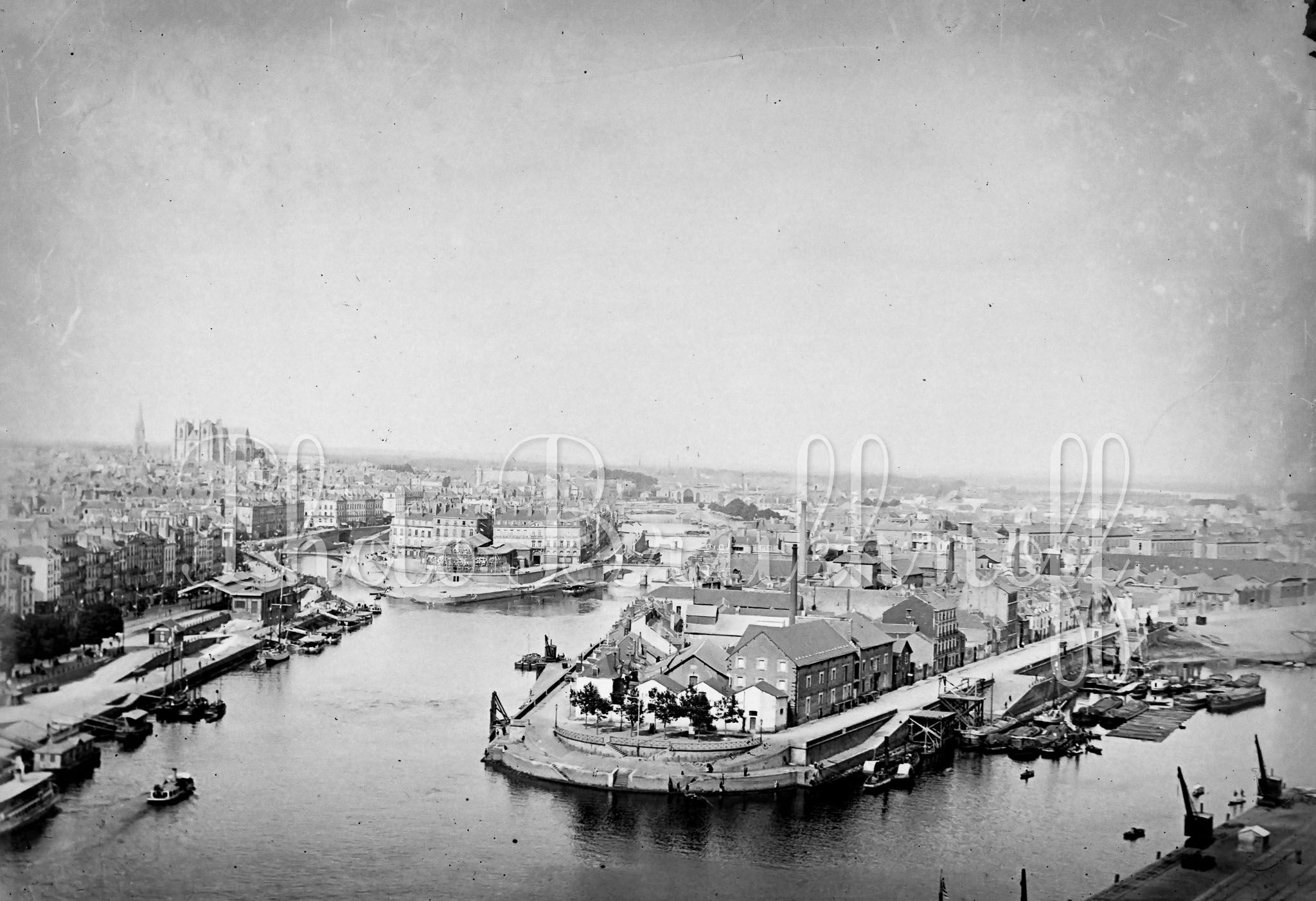 Vue aérienne de Nantes vers 1900 Pont Transbordeur Loire