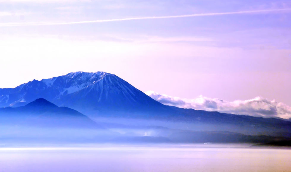 朝焼けの大山