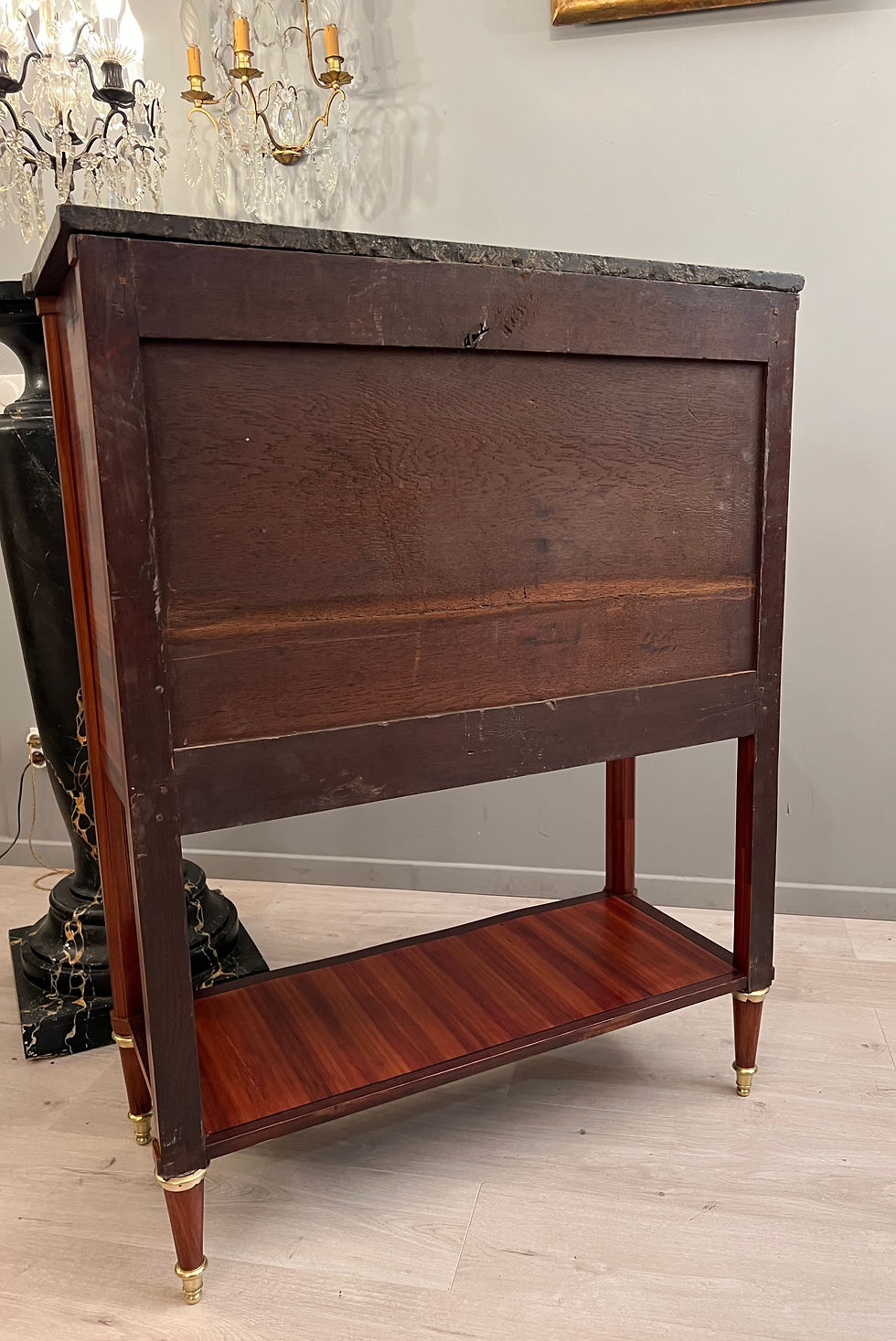 Thumbnail: Interessant Petit Cabinet Desserte d'Epoque Louis XVI Travail Parisien Vers 1780