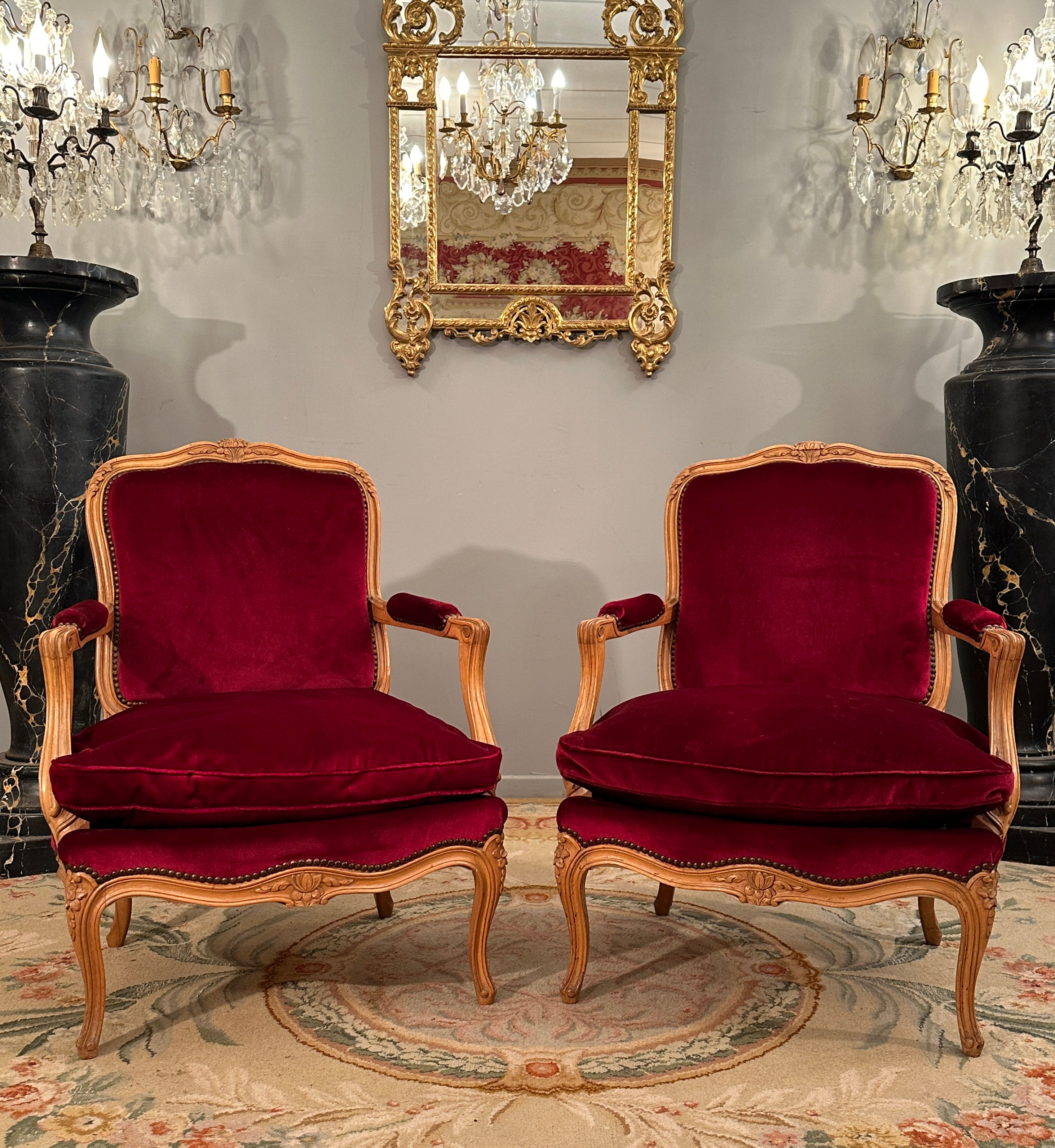Large Paire De Fauteuils De Style Louis XV Vers 1900