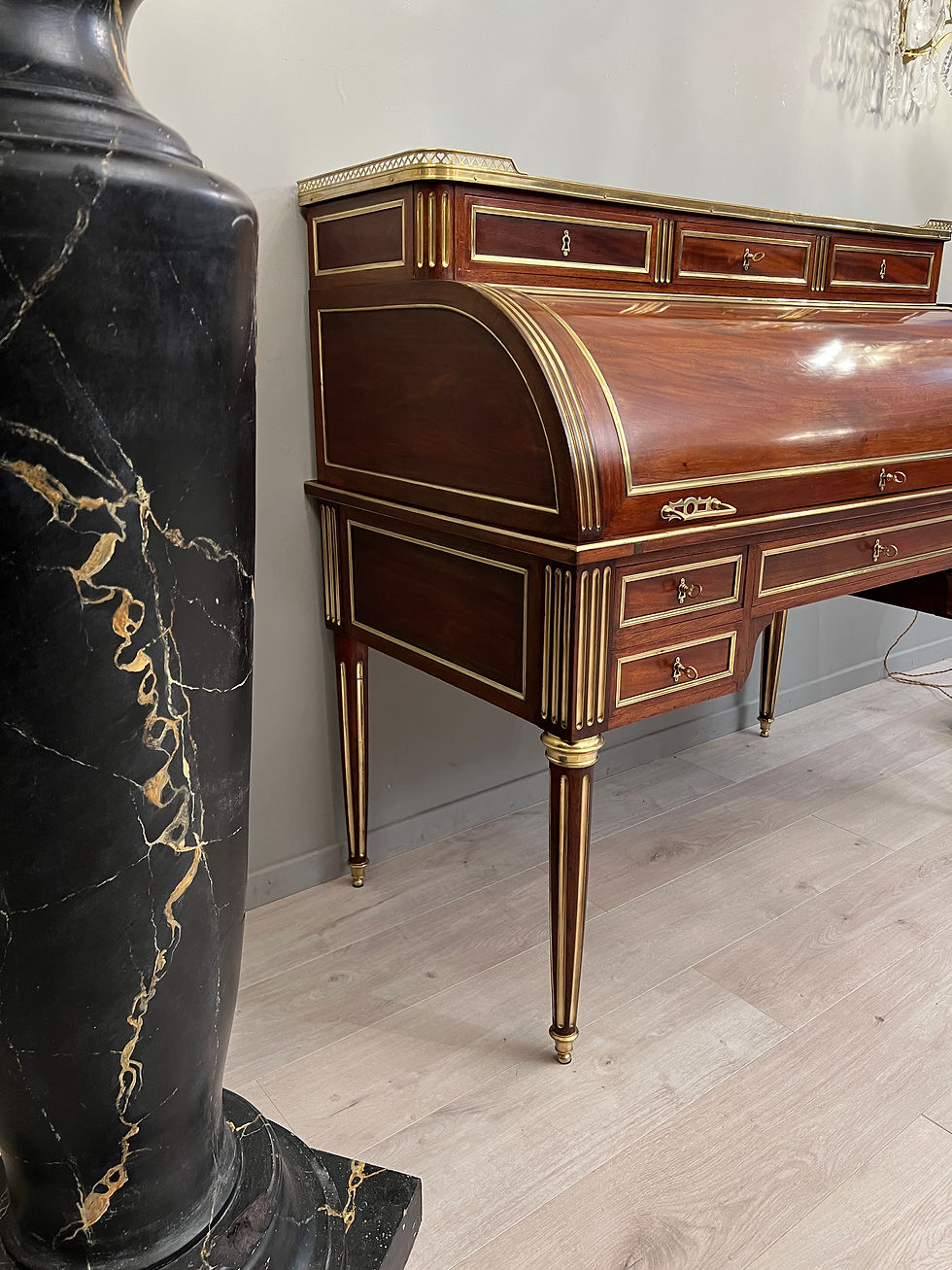 Miniatura: Important Bureau Cylindre En Acajou De Style Louis XVI Vers 1860