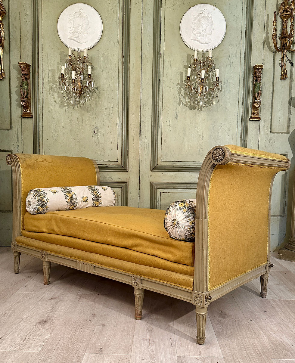 Miniature : Lit De Repos Banquette En Bois Laqué d'Epoque Louis XVI