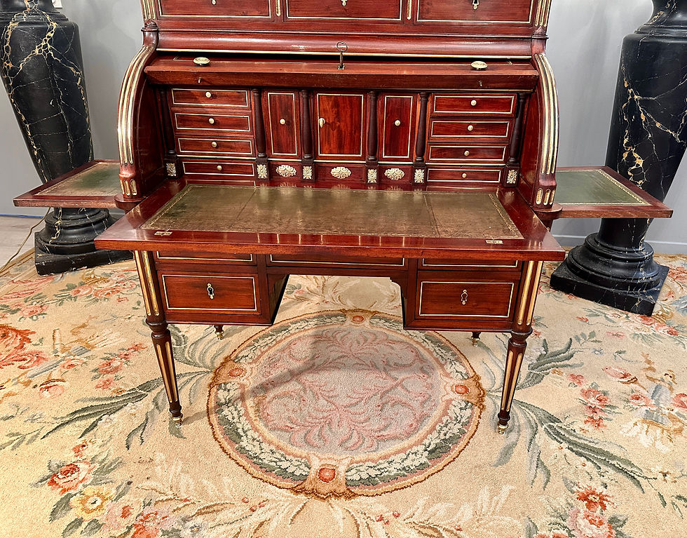 Миниатюра: Bureau A Cylindre En Acajou d'Epoque Louis XVI Vers 1770