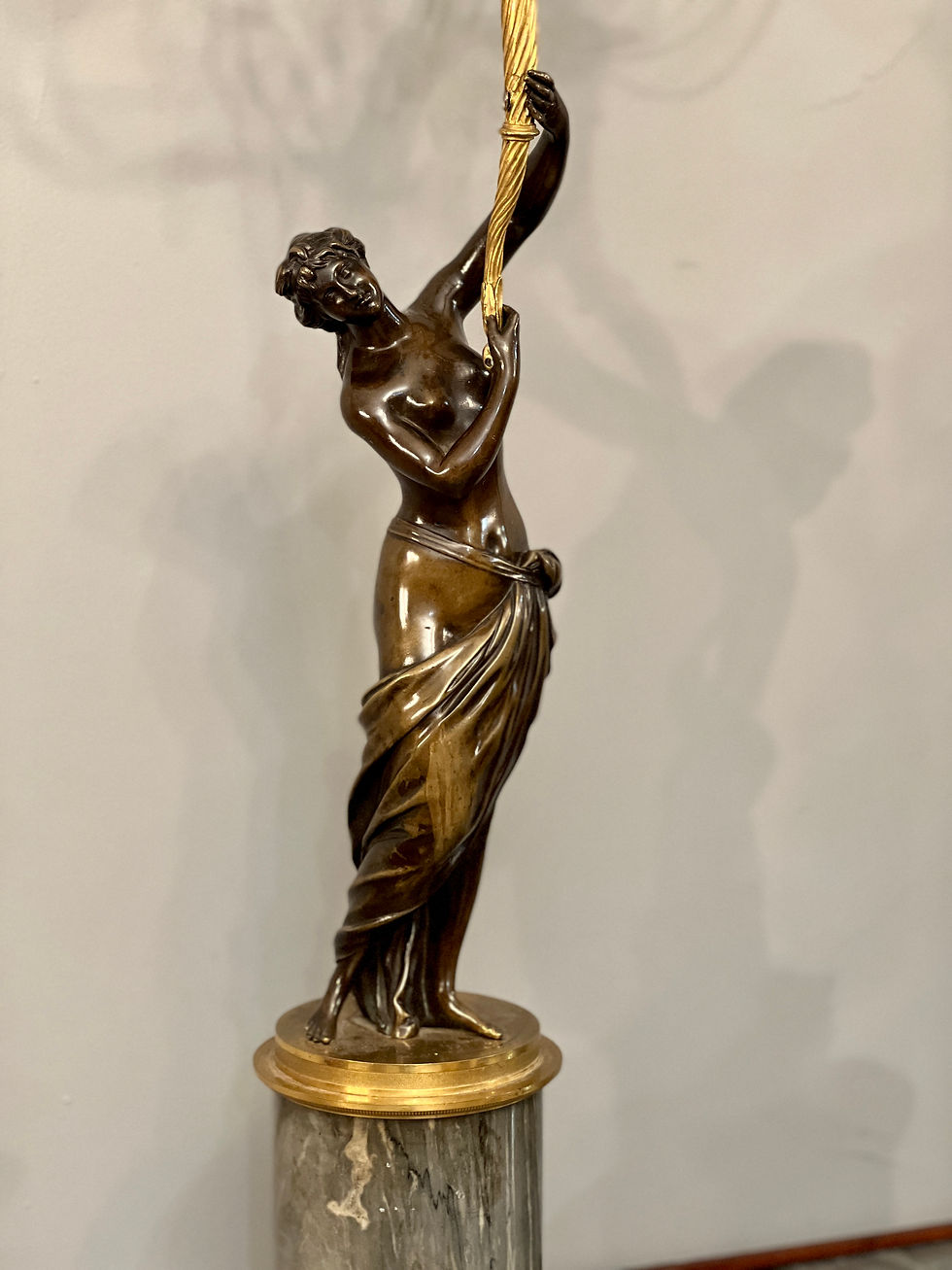 Miniatura: Grande Paire De Candélabres En Bronze d'Epoque Louis XVI (haut:72 Cm)