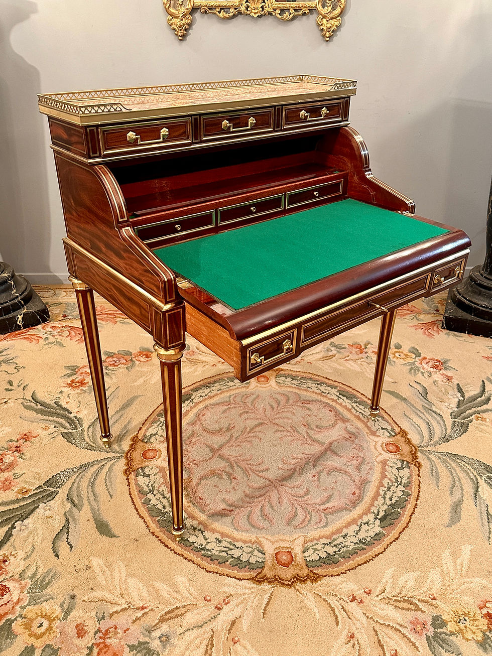 Miniature : Petit Bureau A Cylindre En Acajou Flammé De Style Louis XVI Epoque XIXeme