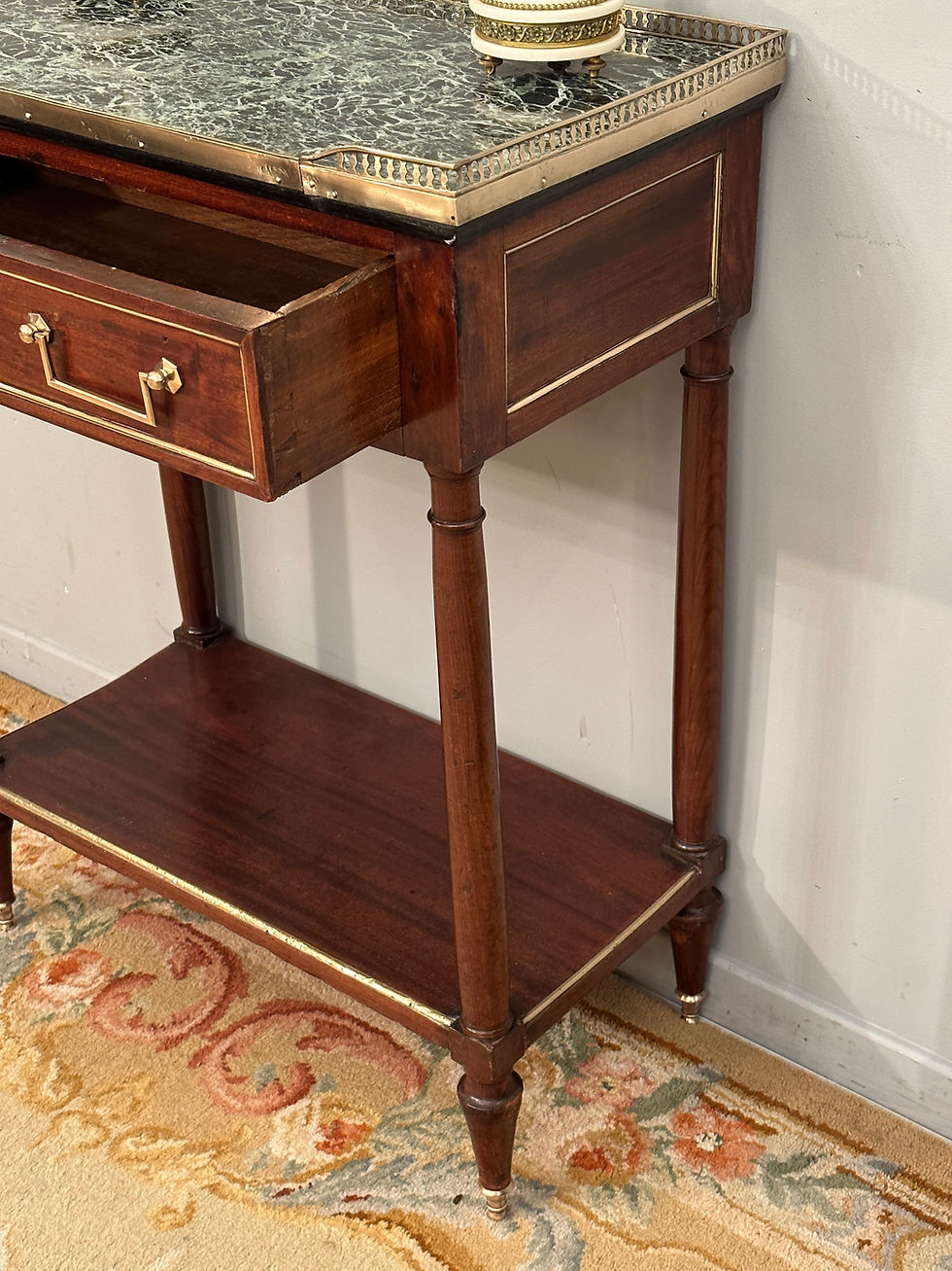 Thumbnail: Console En Acajou  d'Epoque Louis XVI XVIIIeme