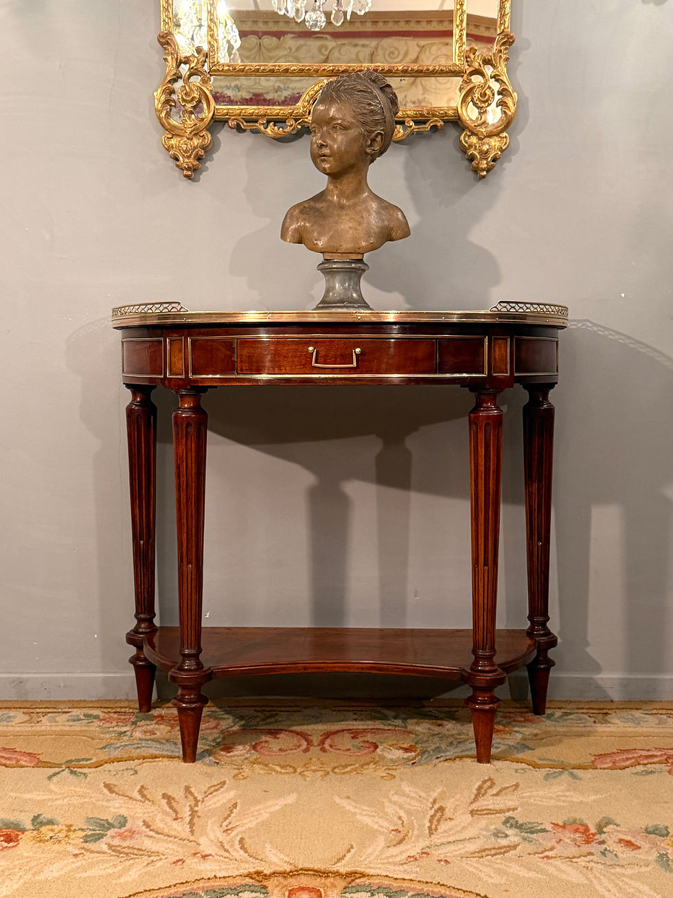 Миниатюра: Console Demi-lune En Acajou d'Epoque Louis XVI, Vers 1780