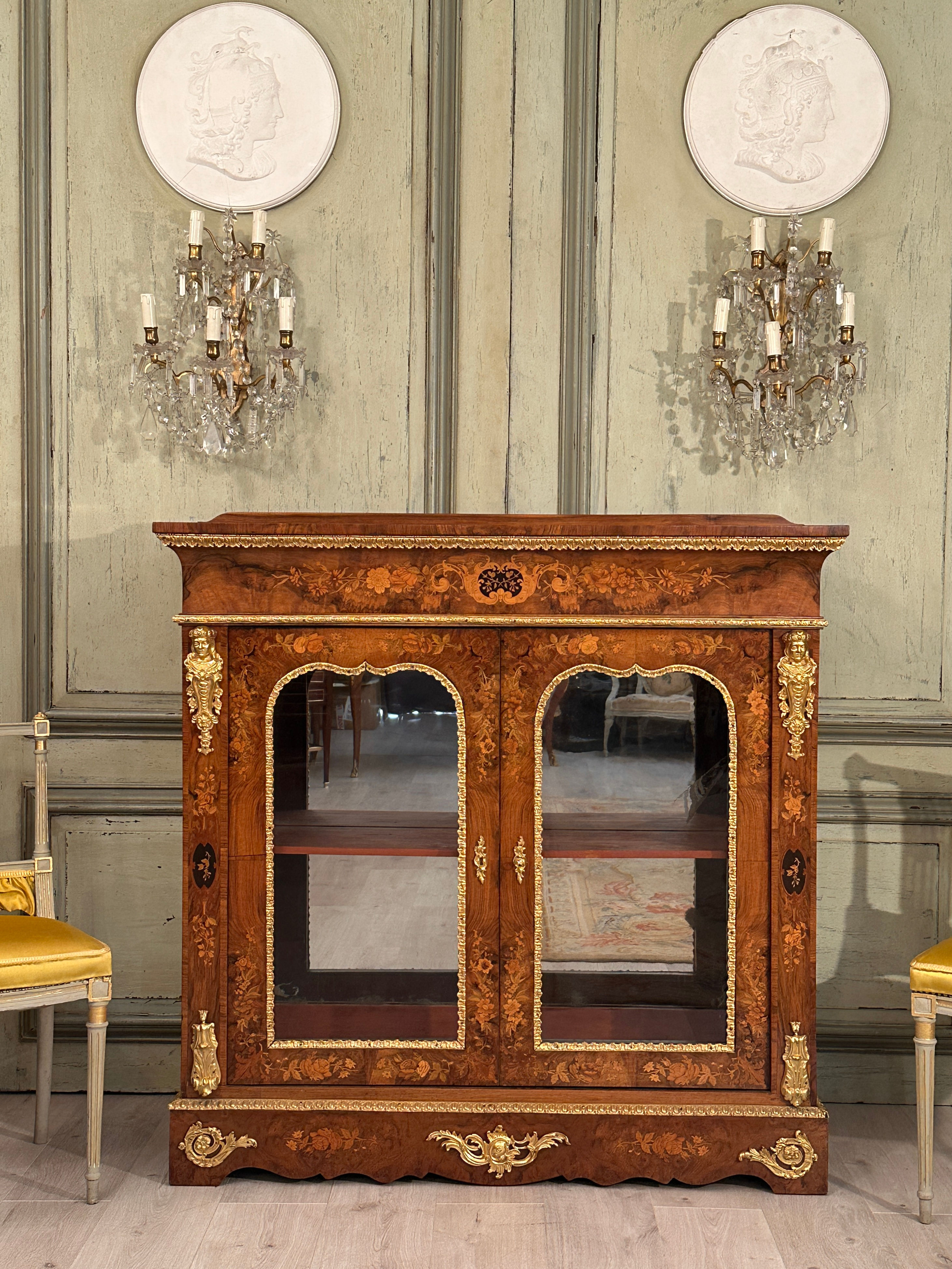 Vitrine En Marqueterie De Style Louis XIV Vers 1870