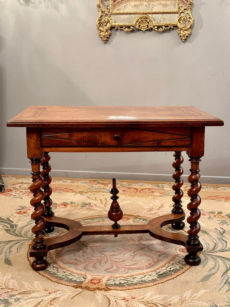 Thumbnail: Table De Milieu En Noyer d'Epoque Louis XIII XVIIeme