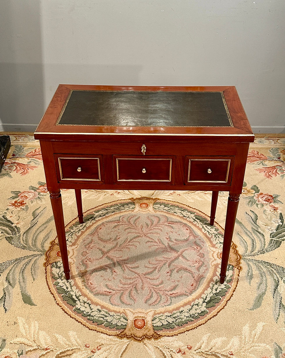 Miniatura: Bureau Coiffeuse En Acajou d'Epoque Louis XVI Vers 1780