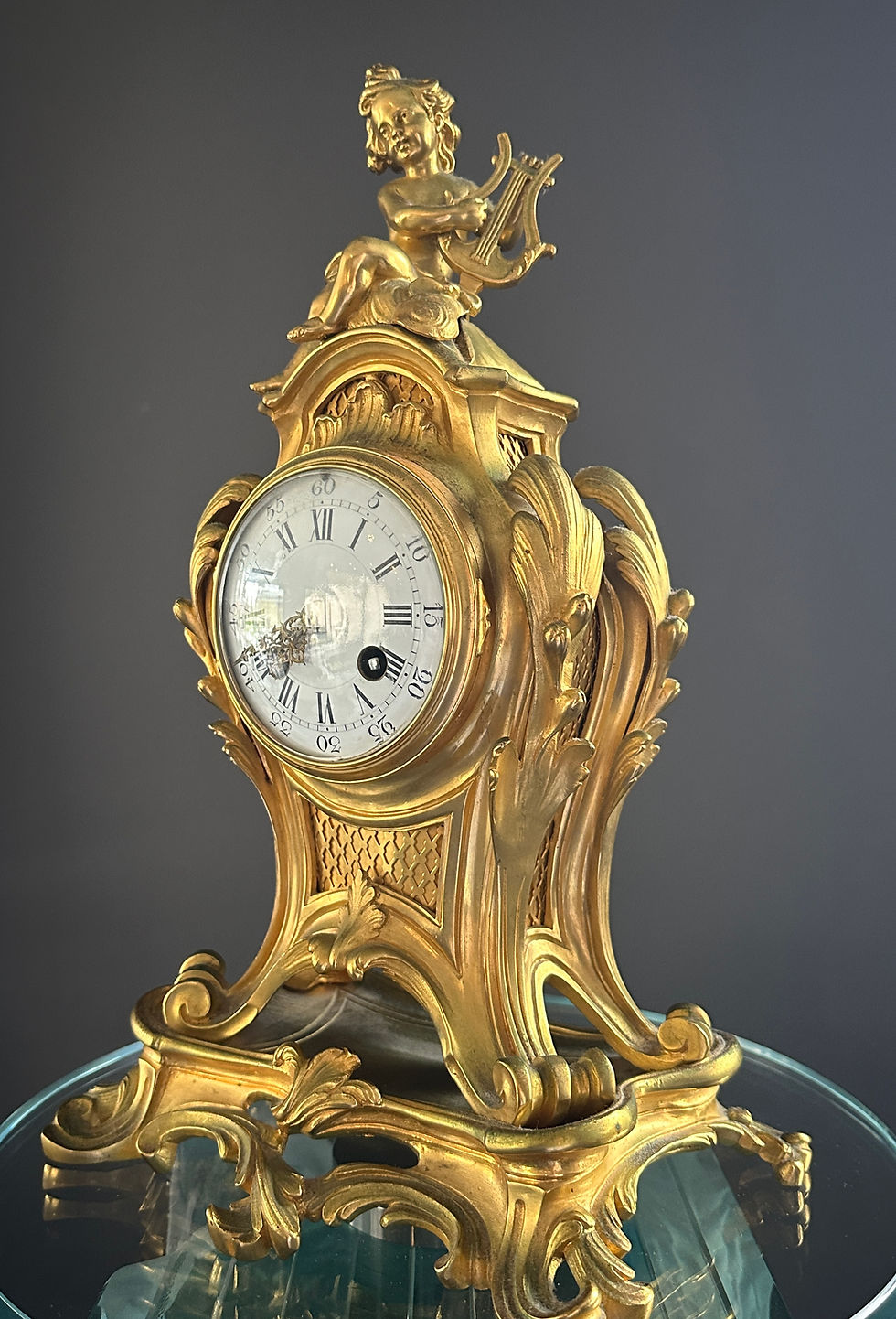 Miniature : Pendule En Bronze Doré De Style Louis XV Epoque XIXème