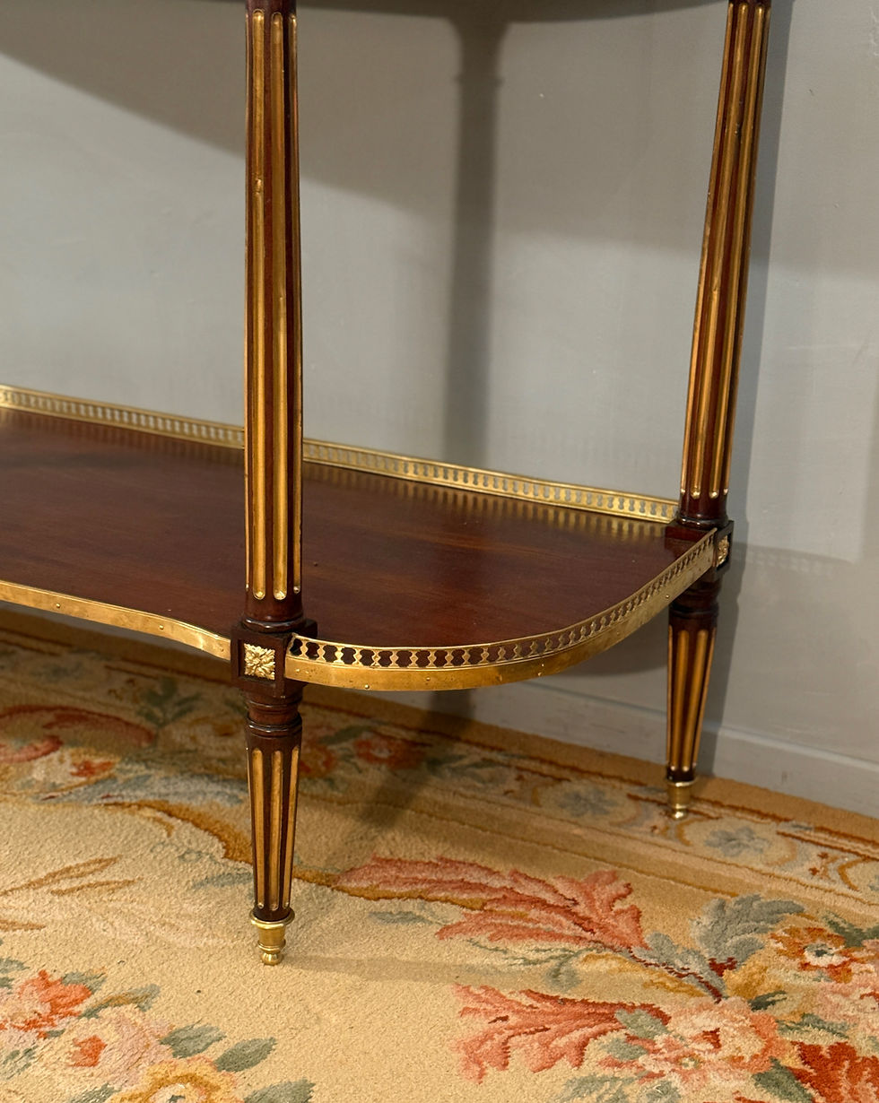 Thumbnail: Importante Console en Acajou d'Epoque Louis XVI, Vers 1780