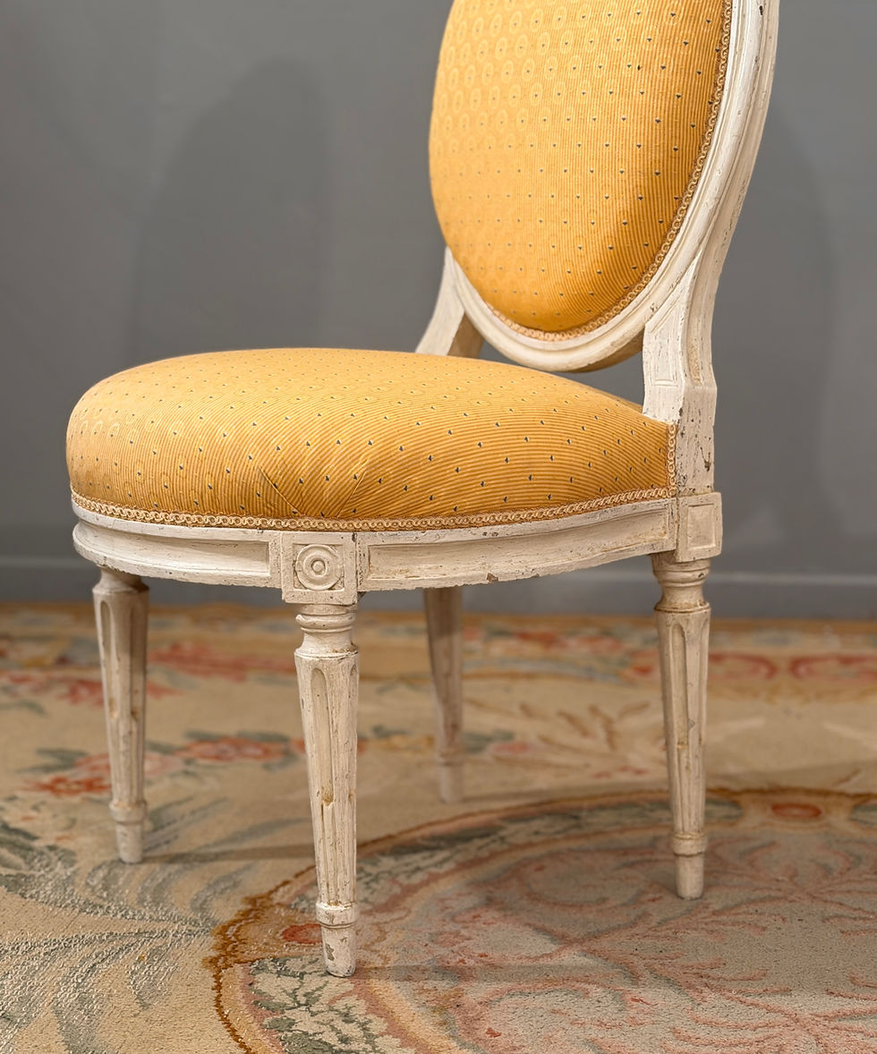 Miniature : Paire de Chaises en Bois Laqué d'Epoque Louis XVI, Vers 1780