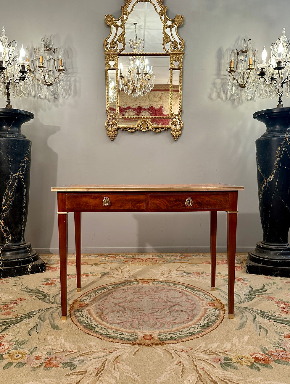 Miniature : Petit Bureau Plat En Acajou De Style Louis XVI Vers 1800