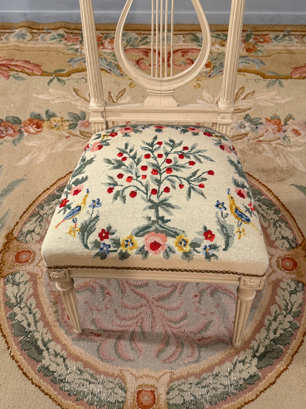 縮圖：Chaise en Bois Laqué d'Epoque Louis XVI, Vers 1780