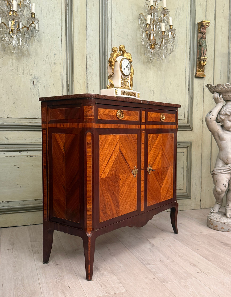 Миниатюра: Buffet, Meuble d'Entre Deux En Marqueterie d'Epoque Transition Vers 1760