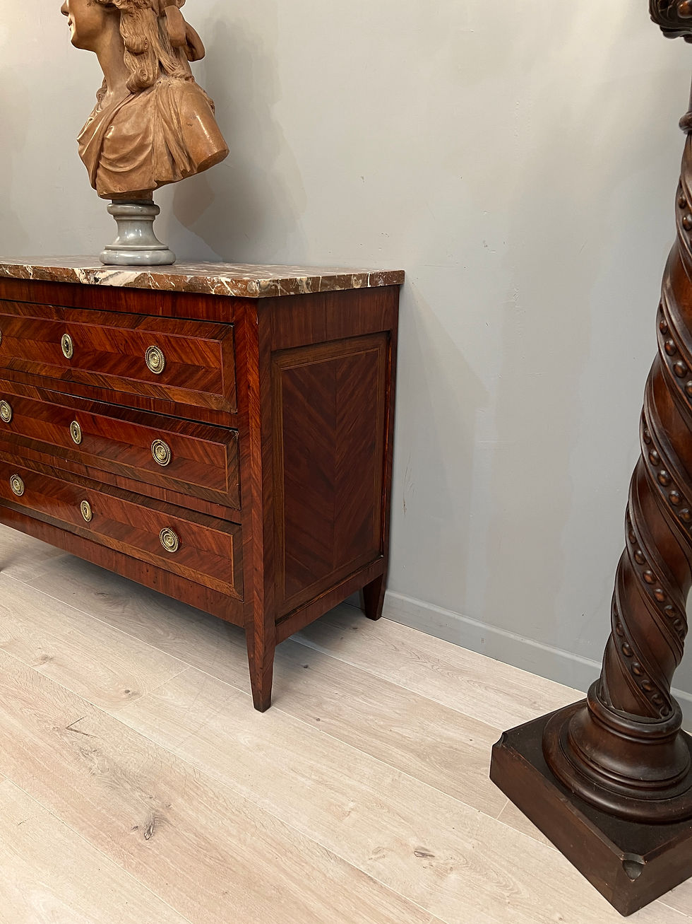 Thumbnail: Commode d'Epoque Louis XVI En Marqueterie Epoque Fin XVIIIème