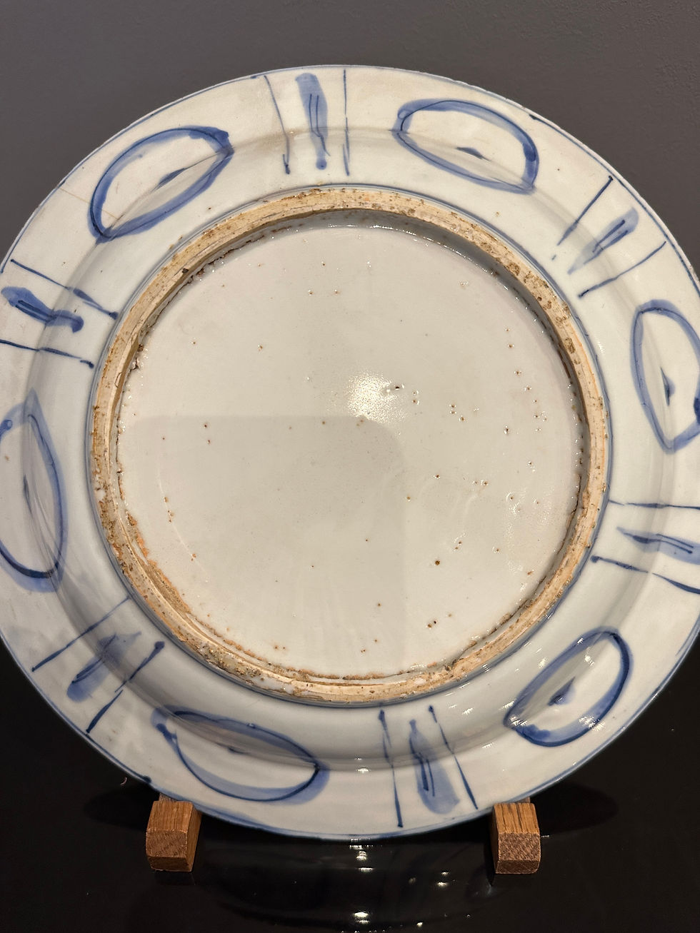 縮圖：Plat En Porcelaine Bleu Blanc, KRAAK, d'Epoque Wanli (1573 - 1619) Dynastie Ming