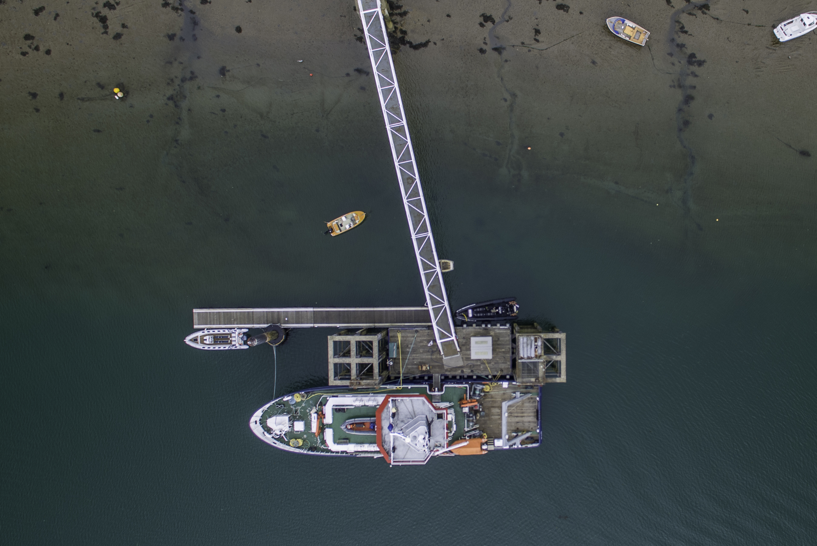 Overhead the Jetty, Bangor