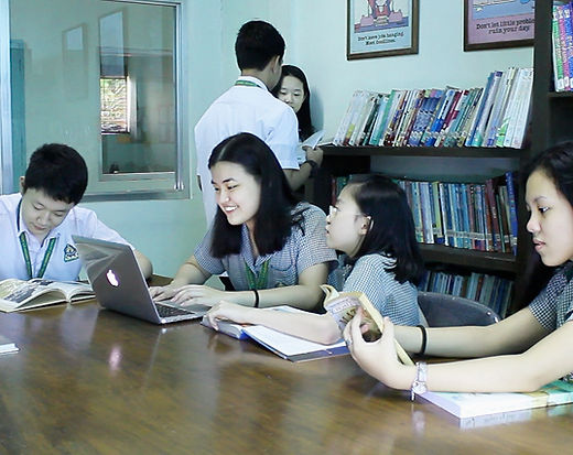 CLSI Students in Gradeschool Library
