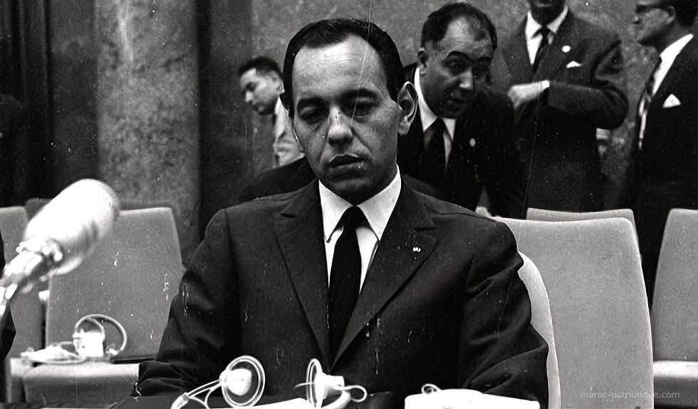 Hassan 2 roi maroc 1961 proclamation histoire archive monarchie marocaine