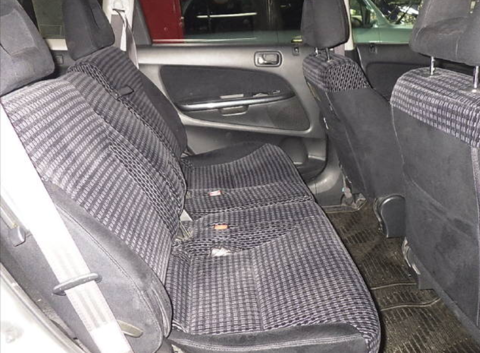 Миниатюра: HONDA STREAM RN1